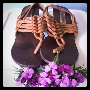 Steve Madden leather strappy sandals size 6.5